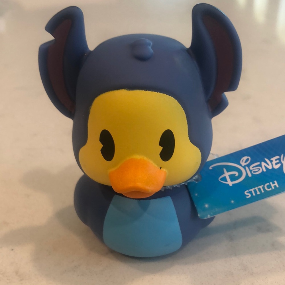 Disney Duck- Stitch
